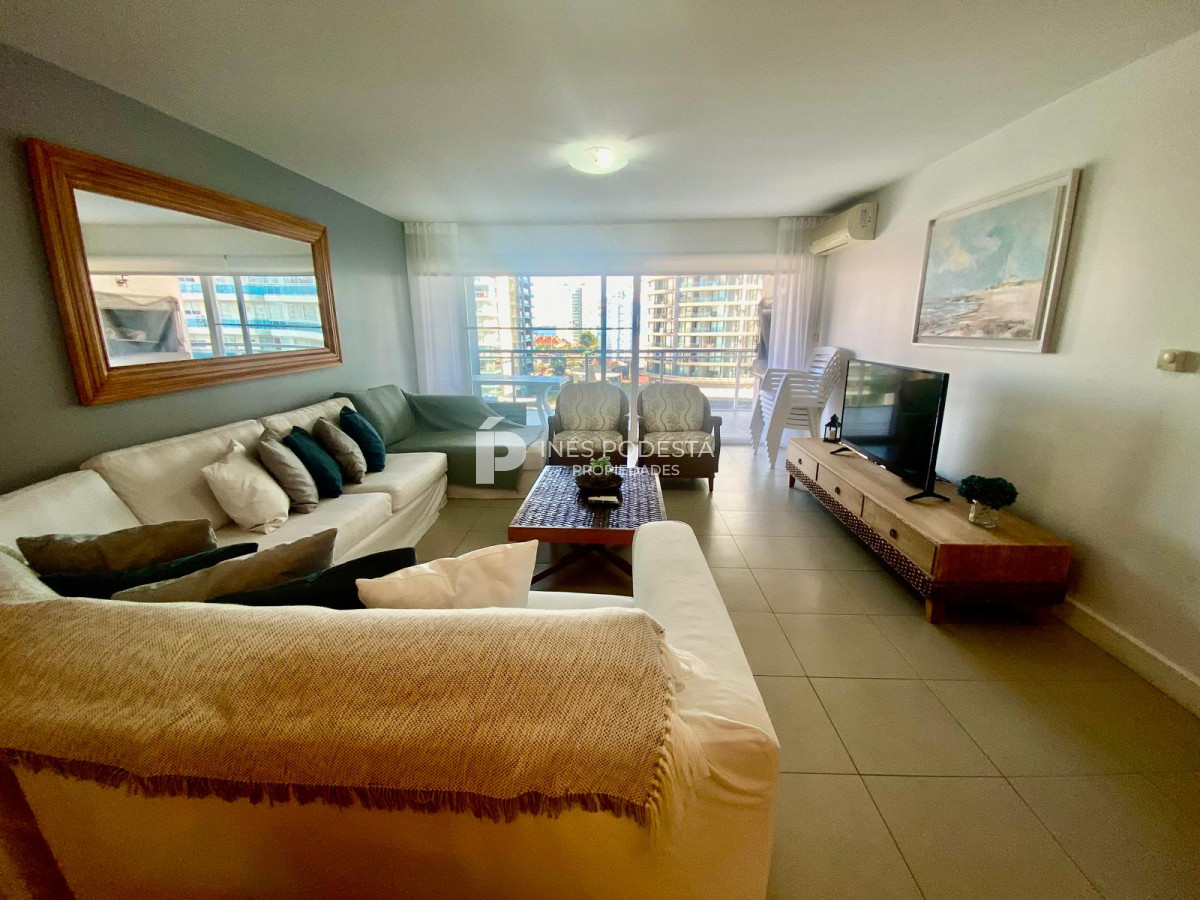 Brava - GoPunta - Portal Inmobiliario de Punta del Este - Maldonado
