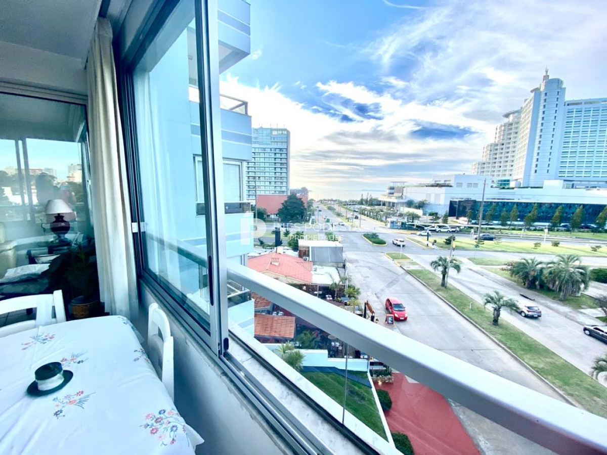 Alquiler, apartamento de 2 dormitorios atrás de Engoy - IPD7013A