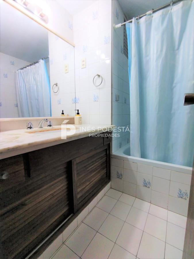 Apartamento ID.7903 - Apto alquiler de temporada de 2 dormitorios a pasos de la playa Mansa y Brava