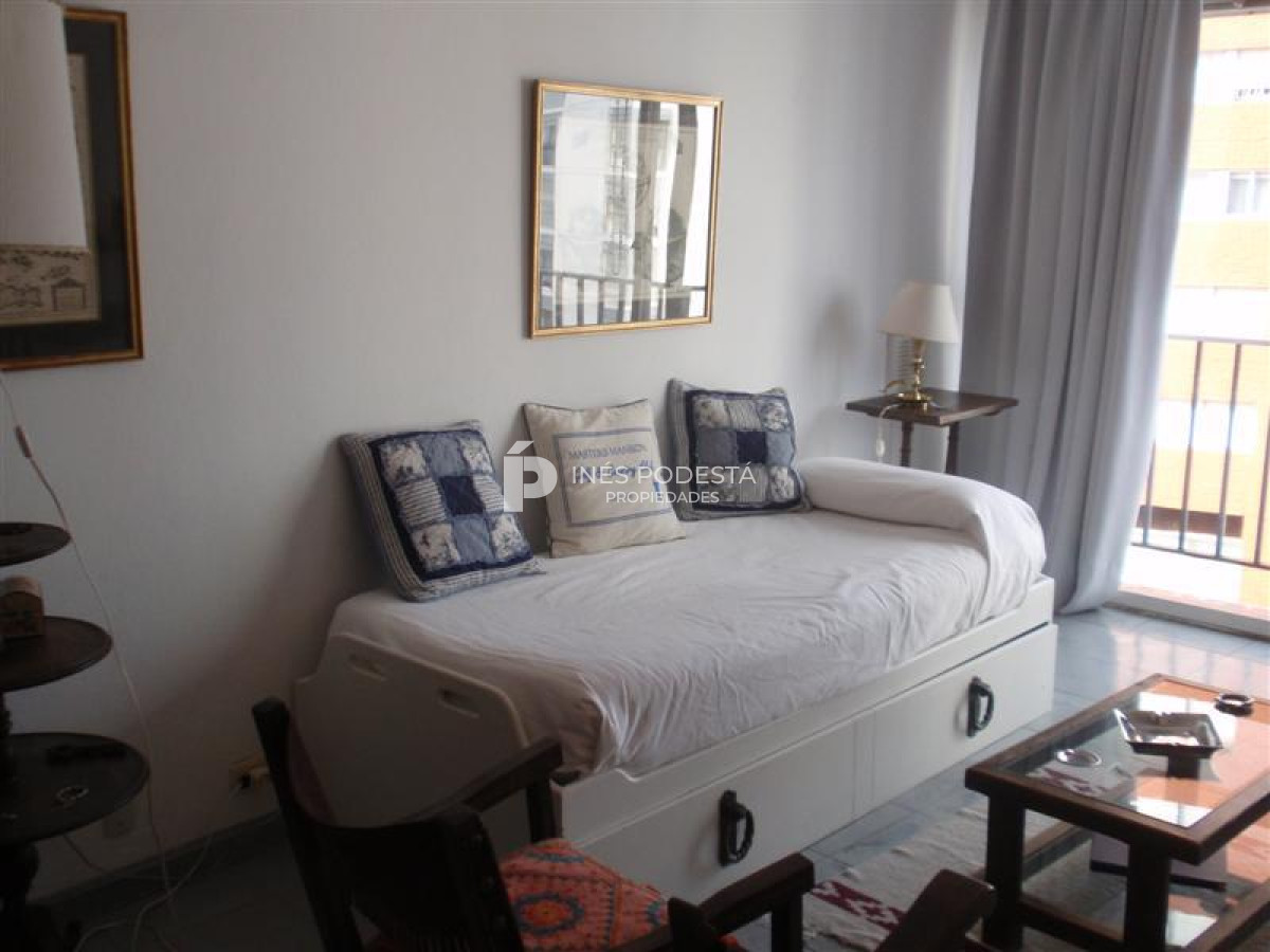 Apartamento ID.480 - Apartamento en Alquiler, Peninsula, Punta del Este, 1 Dormitorios.