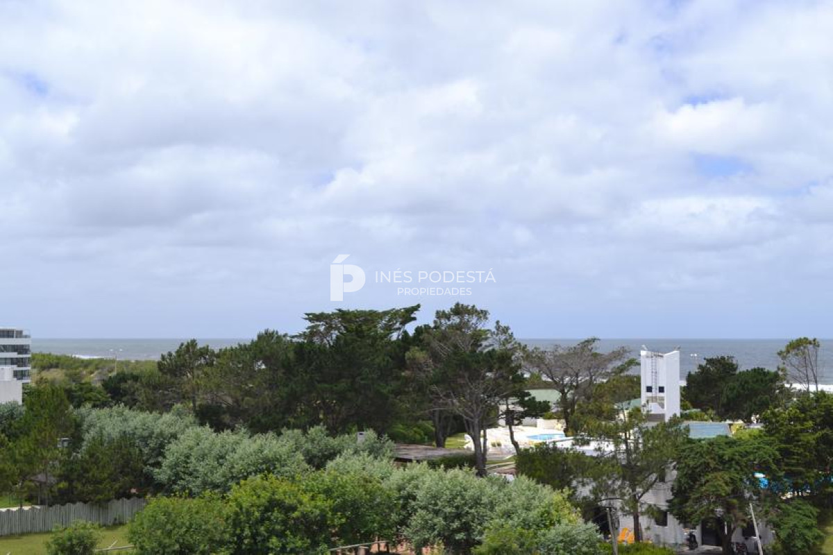 Apartamento en Alquiler, Brava, Punta del Este, 4 Dormitorios. - IPD6322A