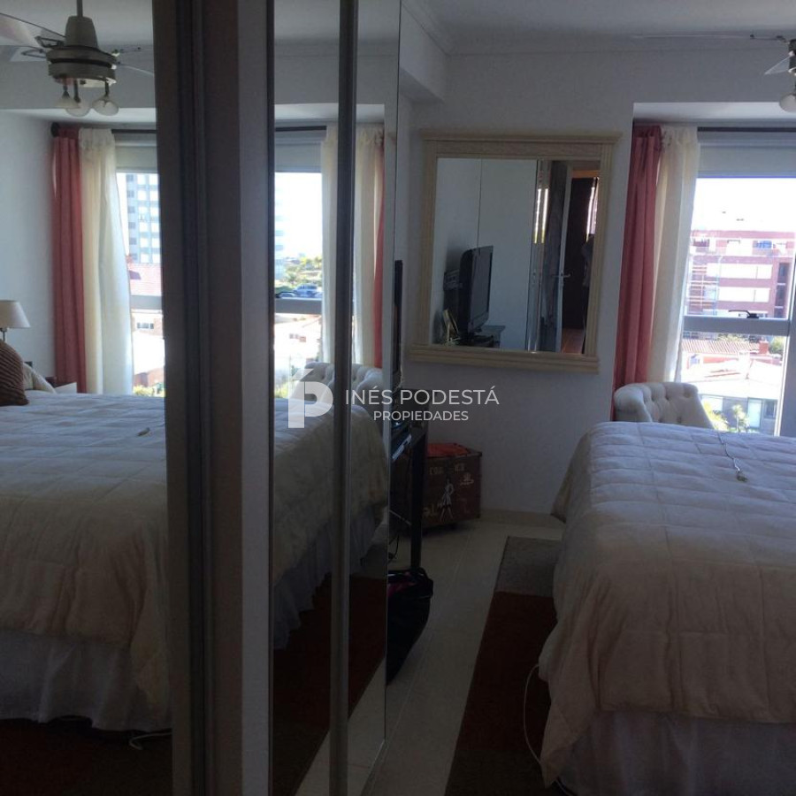 Apartamento ID.7780 - Departamento en alquiler de 2 dormitorios en Punta del Este