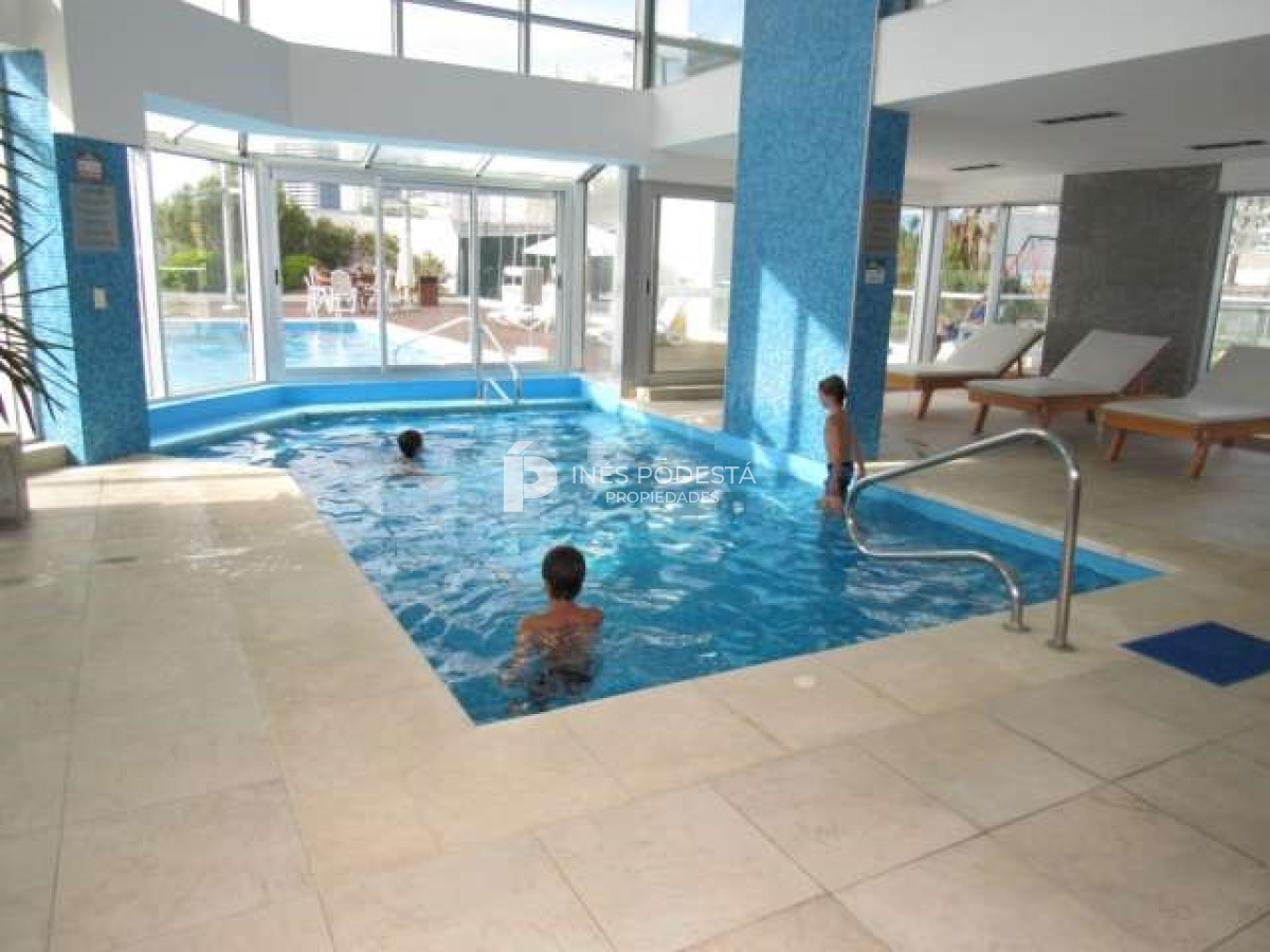Apartamento ID.7780 - Departamento en alquiler de 2 dormitorios en Punta del Este
