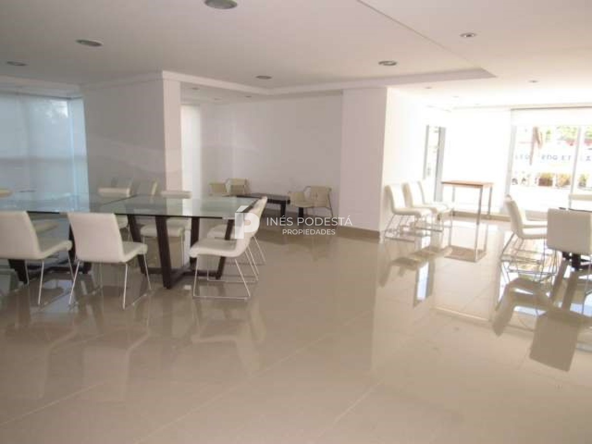Apartamento ID.7780 - Departamento en alquiler de 2 dormitorios en Punta del Este