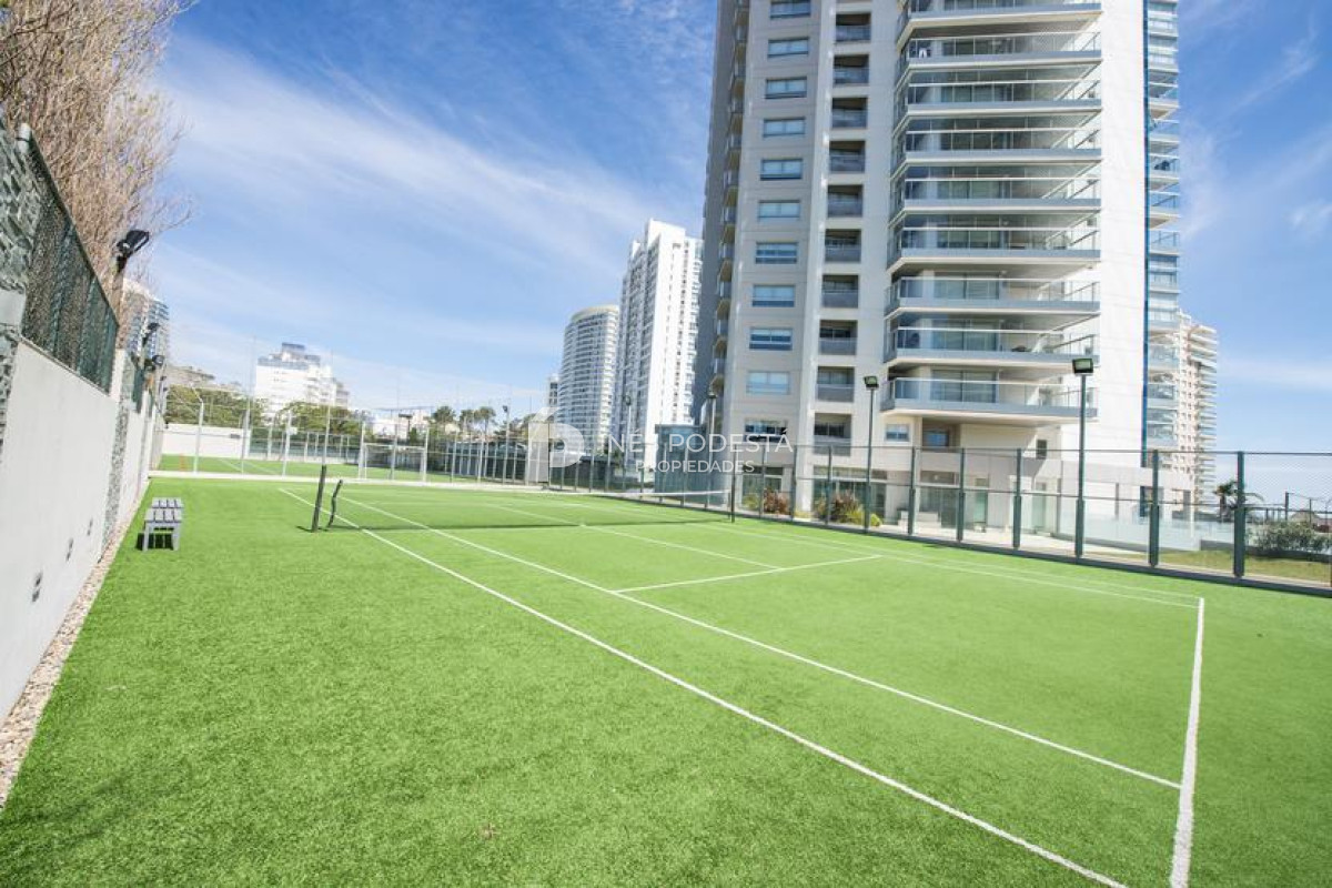 Apartamento ID.8060 - Apartamento en Alquiler, Mansa, Punta del Este, 2 Dormitorios.