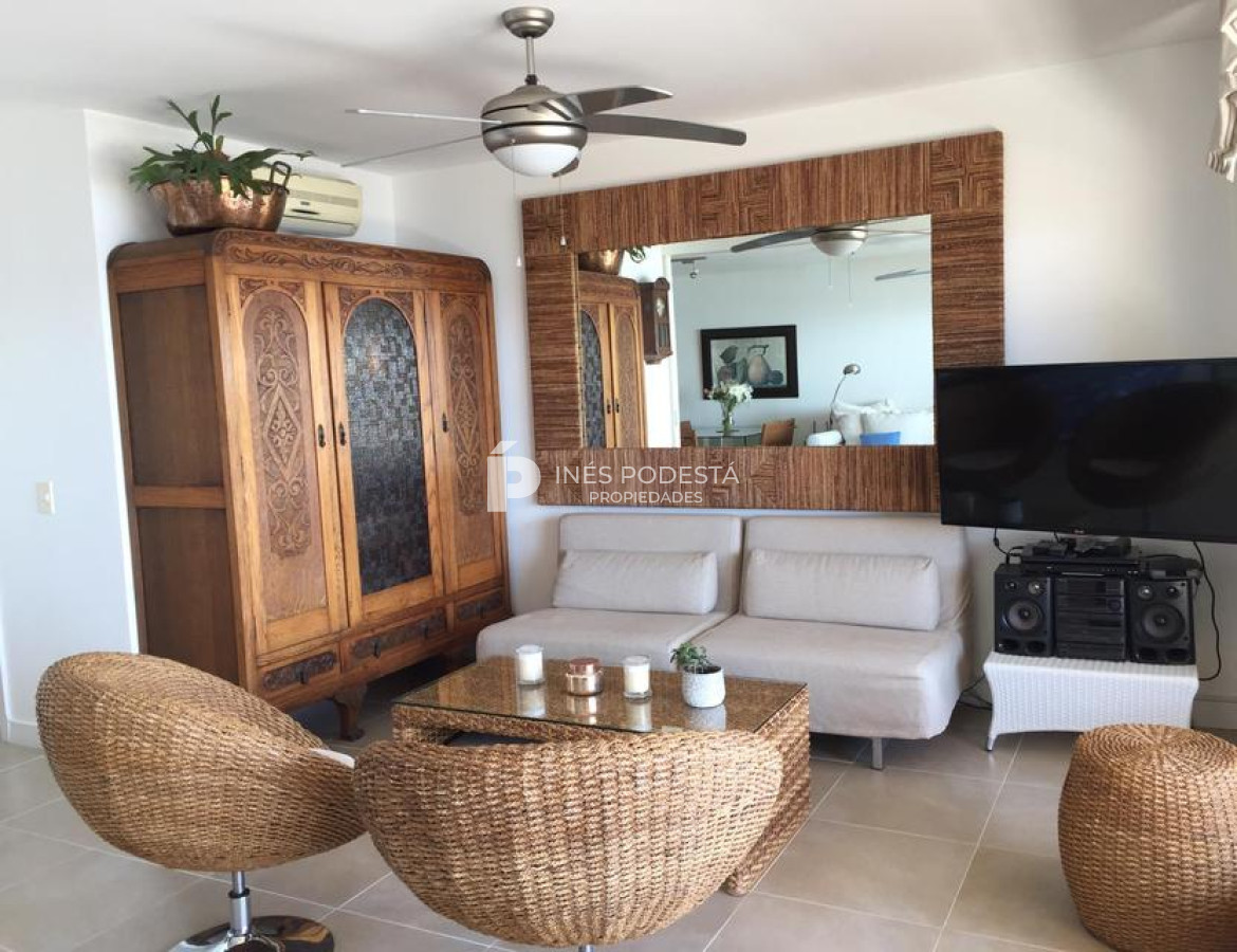 Apartamento ID.8116 - Quartier Punta Ballena con vista al atardecer!! Paraíso de  2 Dormitorios.