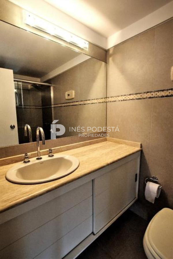 Apartamento ID.8330 - Alquiler 4 dormitorios y 3 baños