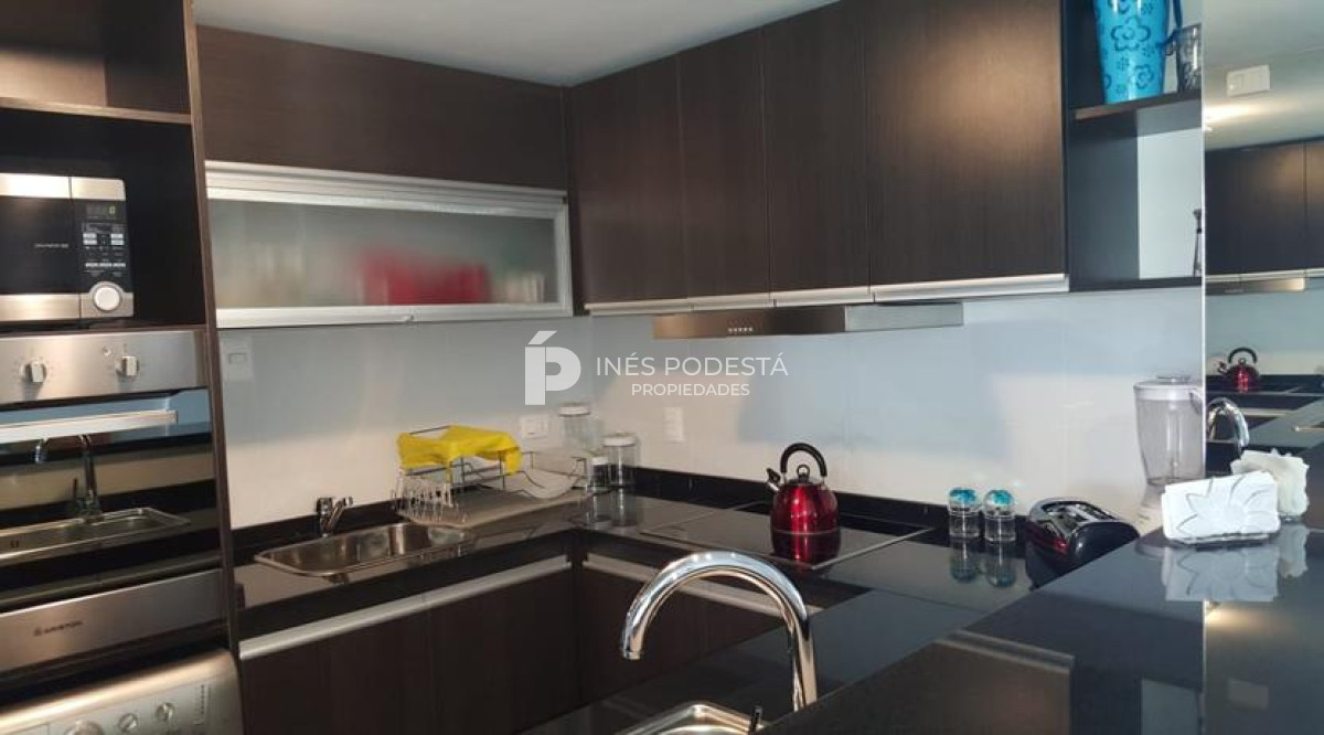 Apartamento ID.8612 - Apartamento en Alquiler, 3 Dormitorios Brava