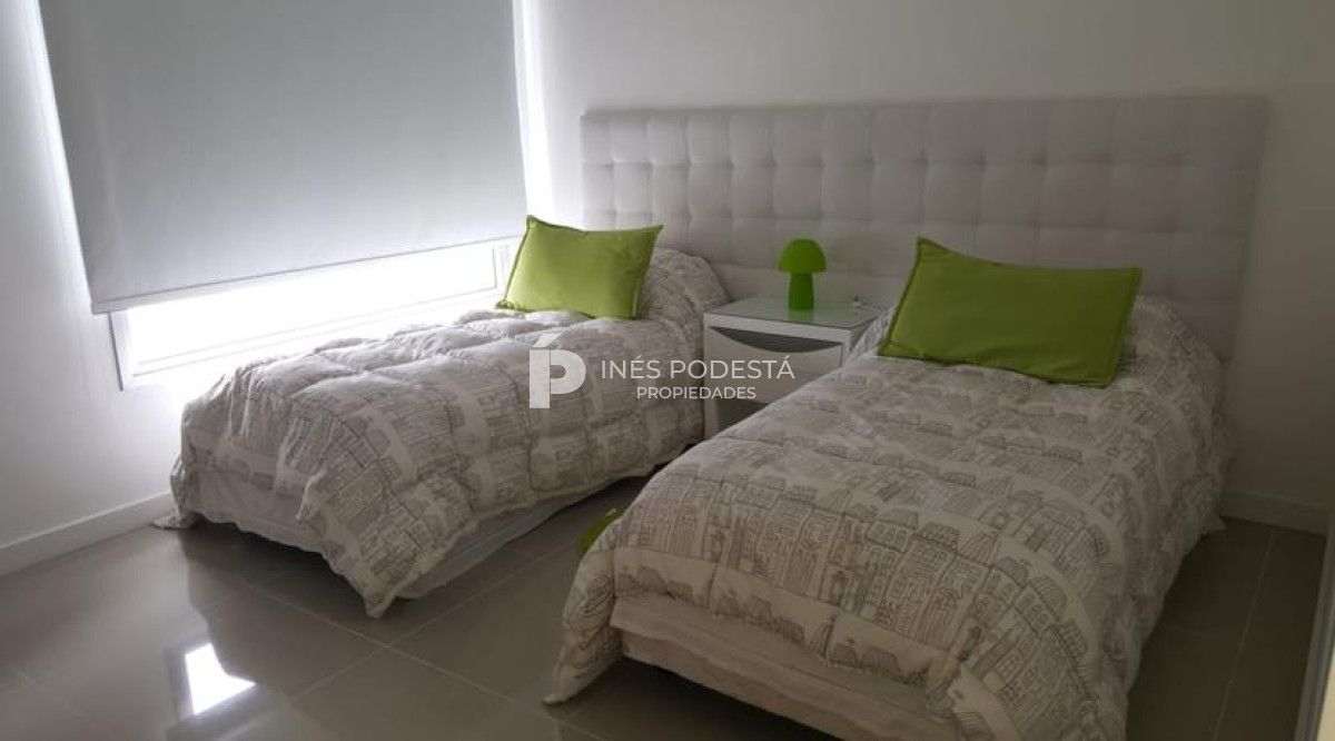 Apartamento ID.8612 - Apartamento en Alquiler, 3 Dormitorios Brava