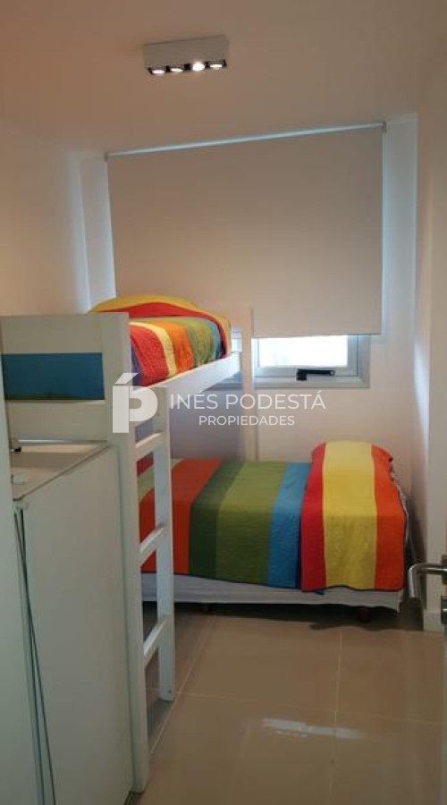Apartamento ID.8612 - Apartamento en Alquiler, 3 Dormitorios Brava