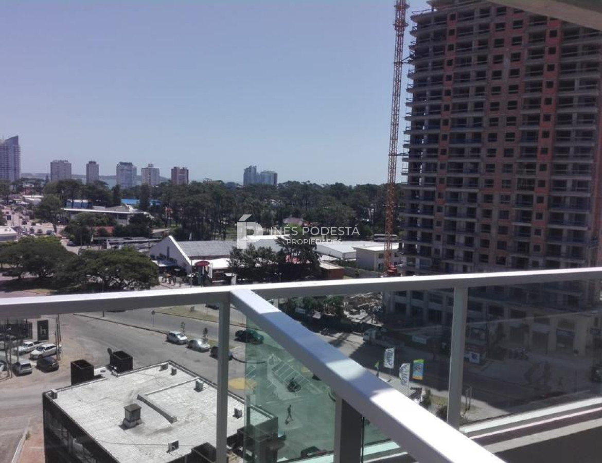 Apartamento ID.8621 - Apartamento en Alquiler, 1 Dormitorios.