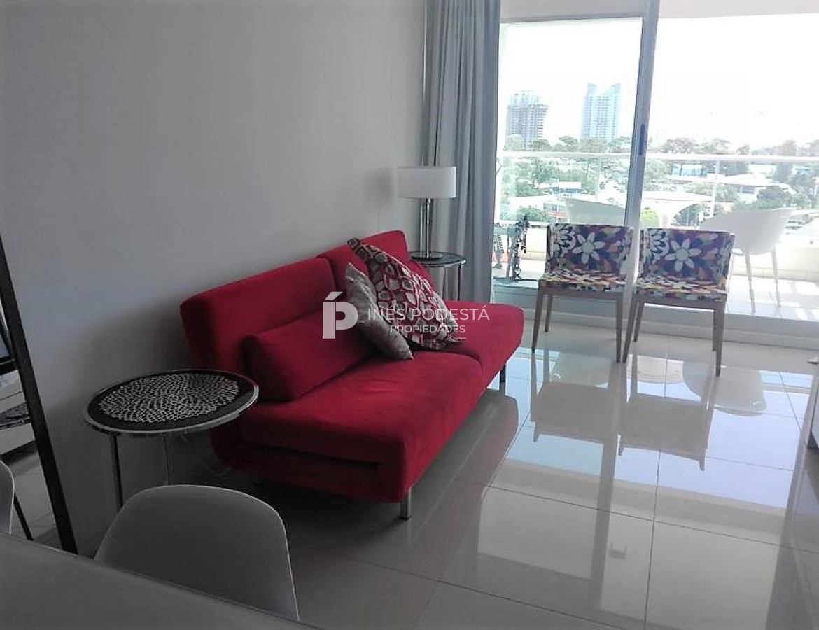 Apartamento ID.8621 - Apartamento en Alquiler, 1 Dormitorios.
