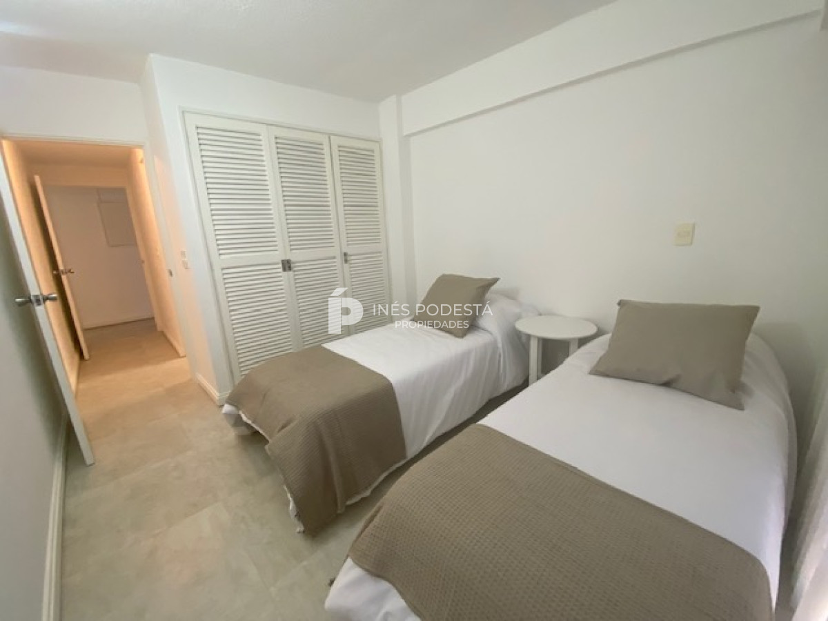 Apartamento ID.2120 - Brava, Punta del Este, 3 suites y dependencia de servicio