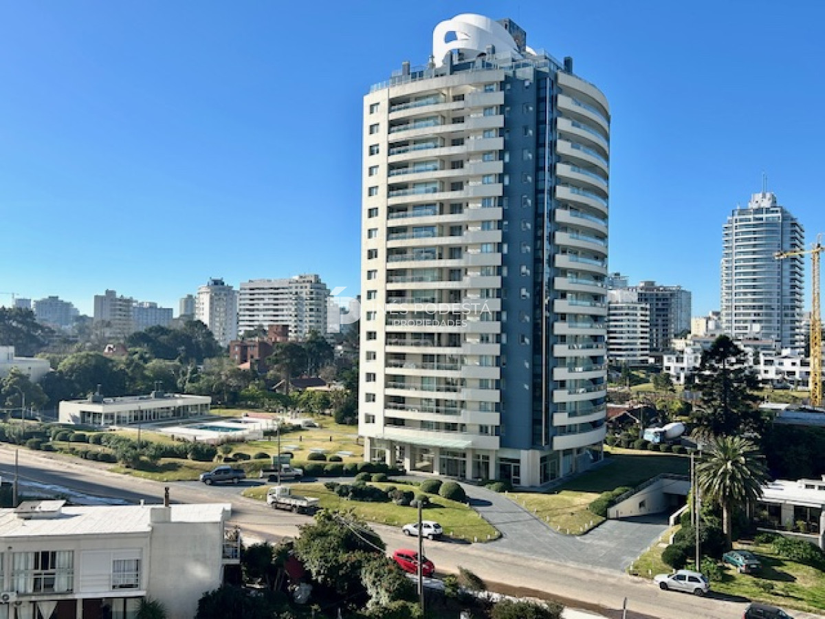 Brava - GoPunta - Portal Inmobiliario de Punta del Este - Maldonado