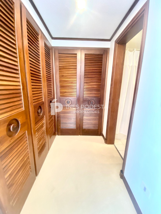 Apartamento ID.8201 - Venta y alquiler departamento de  3 Dormitorios y dependencia de servicio