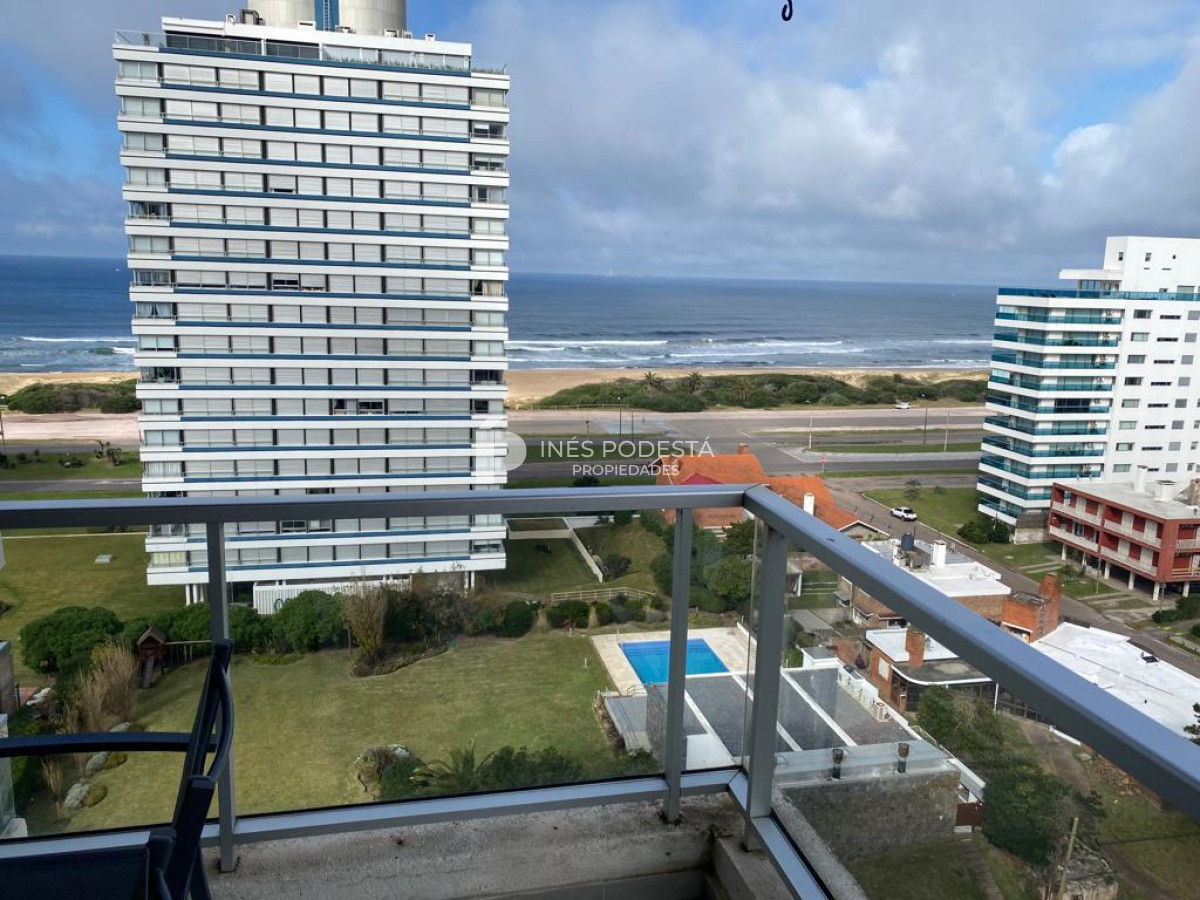 Apartamento ID.5226 - Apartamento en Alquiler, Brava, Punta del Este, 2 Dormitorios.