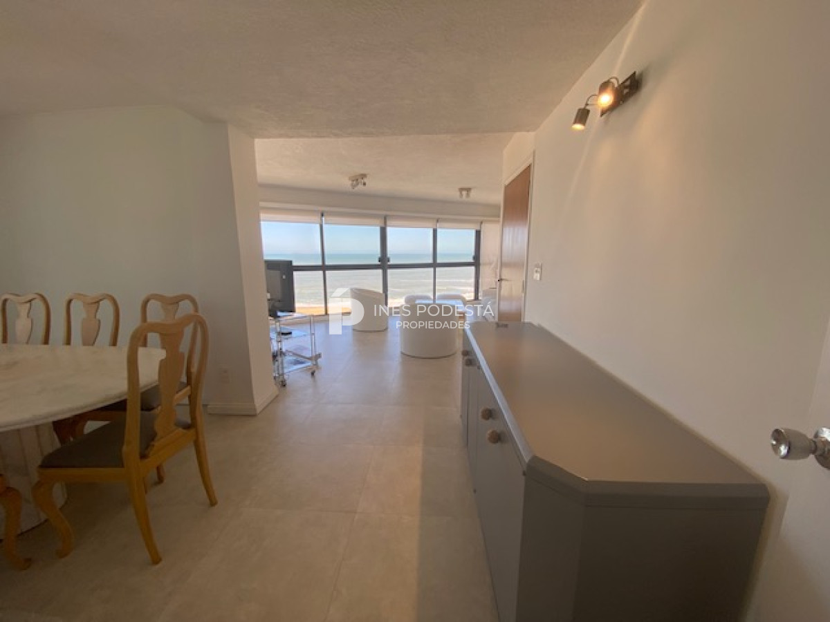 Apartamento ID.2120 - Brava, Punta del Este, 3 suites y dependencia de servicio