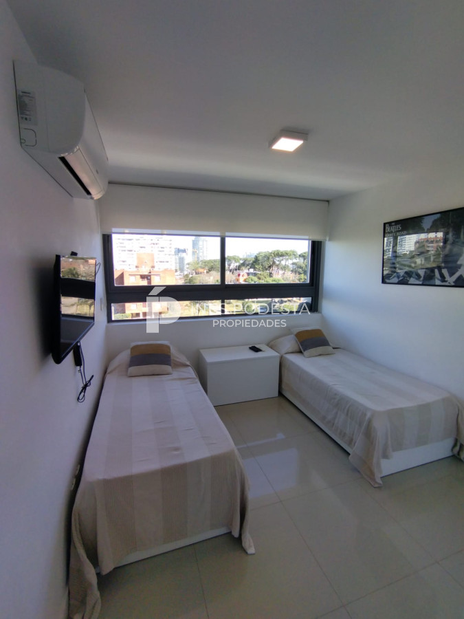 Apartamento ID.7351 - Apartamento en Venta, Brava, Punta del Este, 
