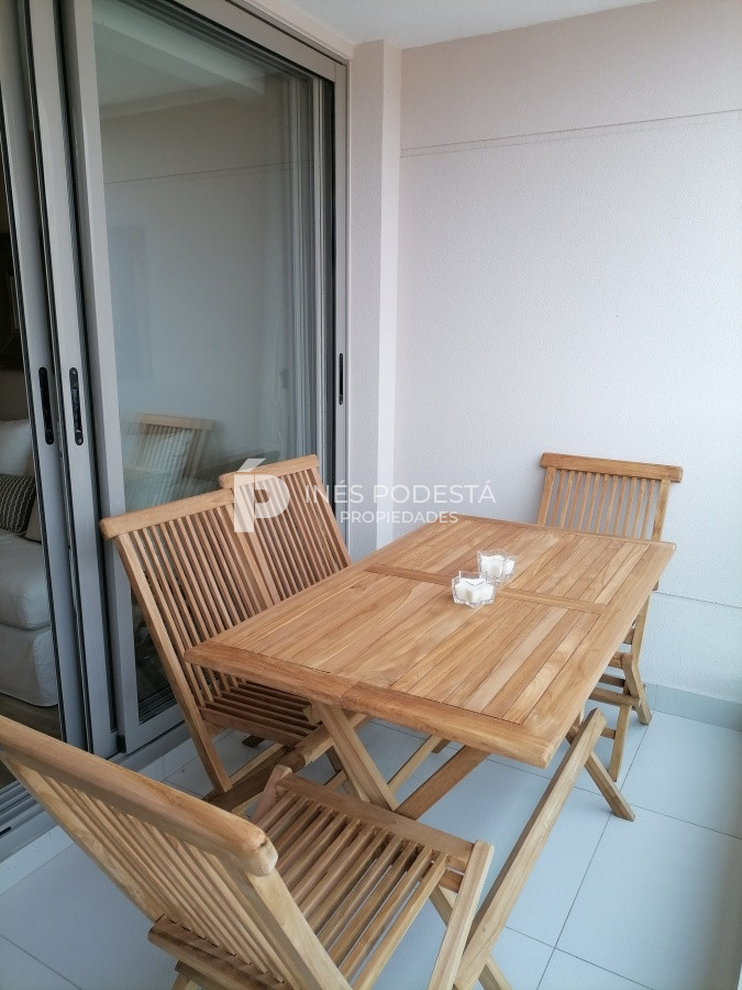 Apartamento ID.8610 - Alquiler departamento con 2 dormitorios y 2 baños