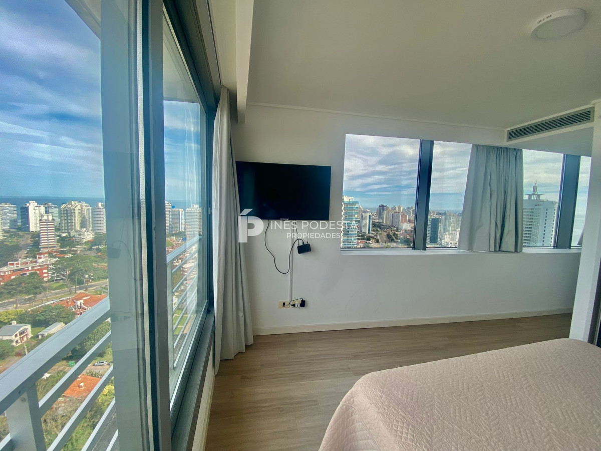 Apartamento ID.40242 - Apartamento Pent-house en Venta Punta del Este 