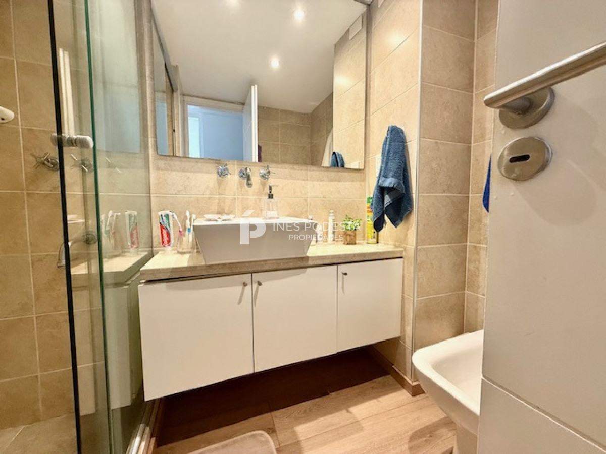 Apartamento ID.8896 - Venta y alquiler en Brava departamento de 4 dormitorios, 3 baños y toilette