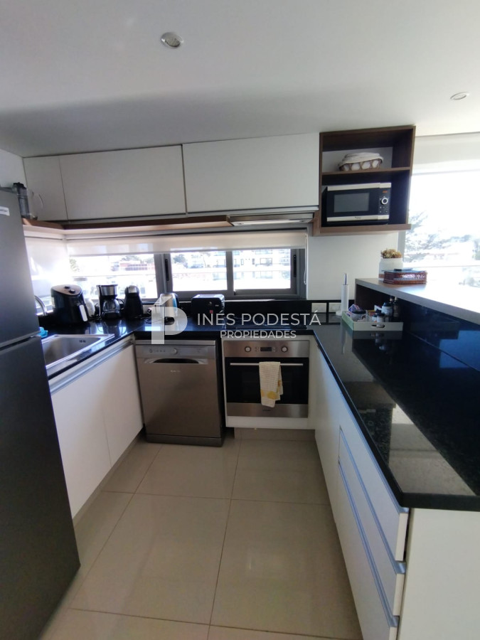 Apartamento ID.7351 - Apartamento en Venta, Brava, Punta del Este, 