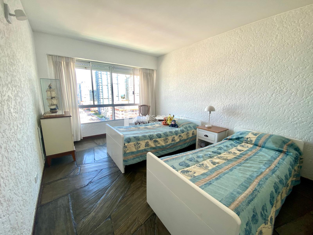 Apartamento ID.41418 - Venta Península 3 dormitorios y 3 baños