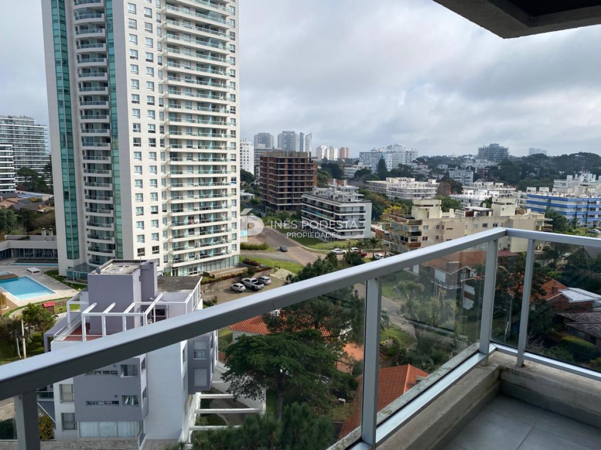 Apartamento ID.5226 - Apartamento en Alquiler, Brava, Punta del Este, 2 Dormitorios.