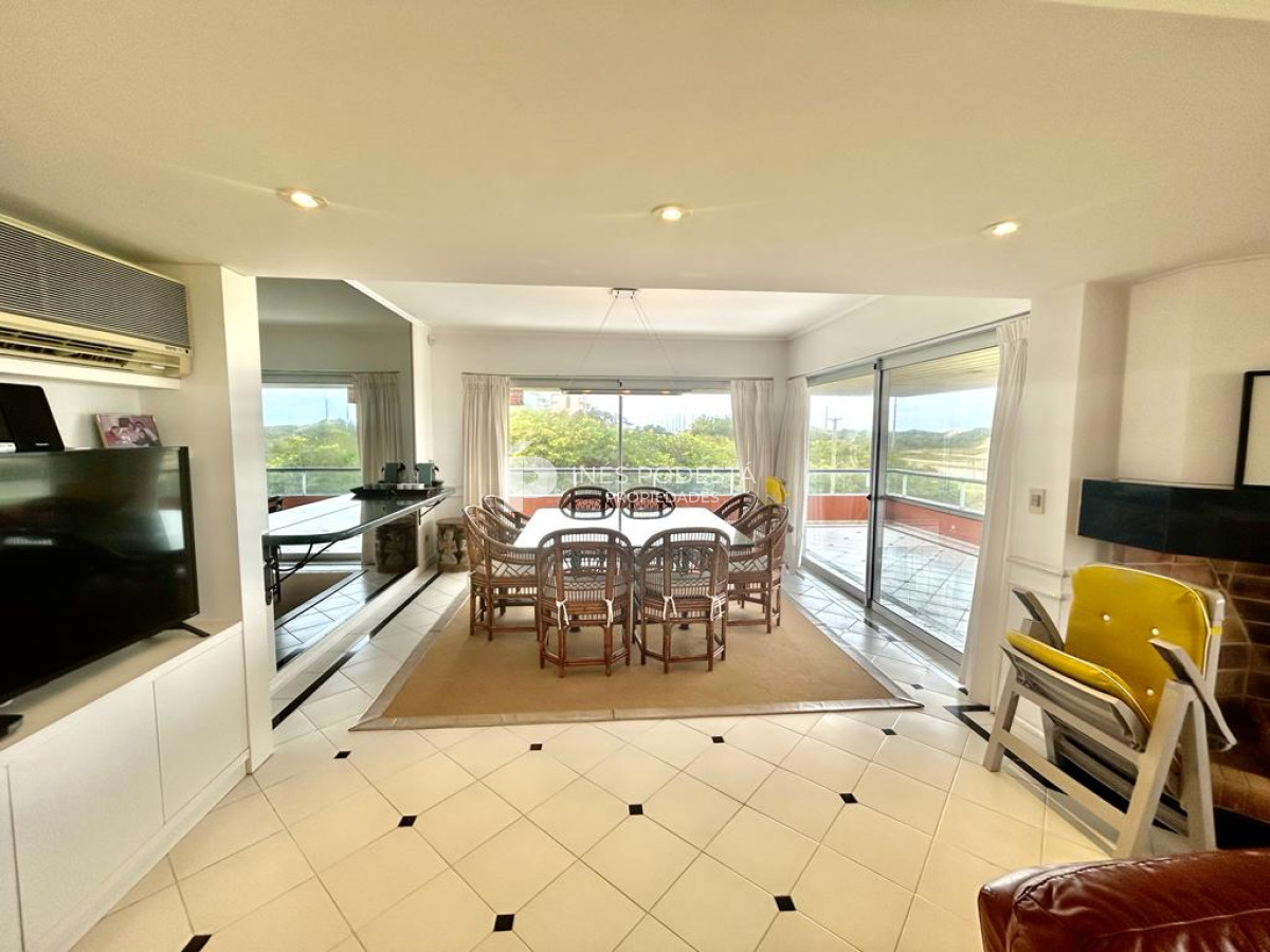 Brava - GoPunta - Portal Inmobiliario de Punta del Este - Maldonado