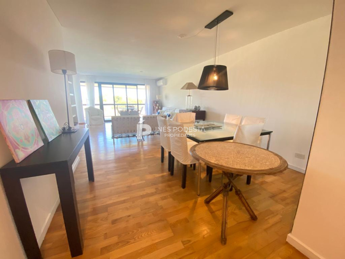 Apartamento ID.7297 - Brava frente al mar, 2 suites más dependencia de servicio