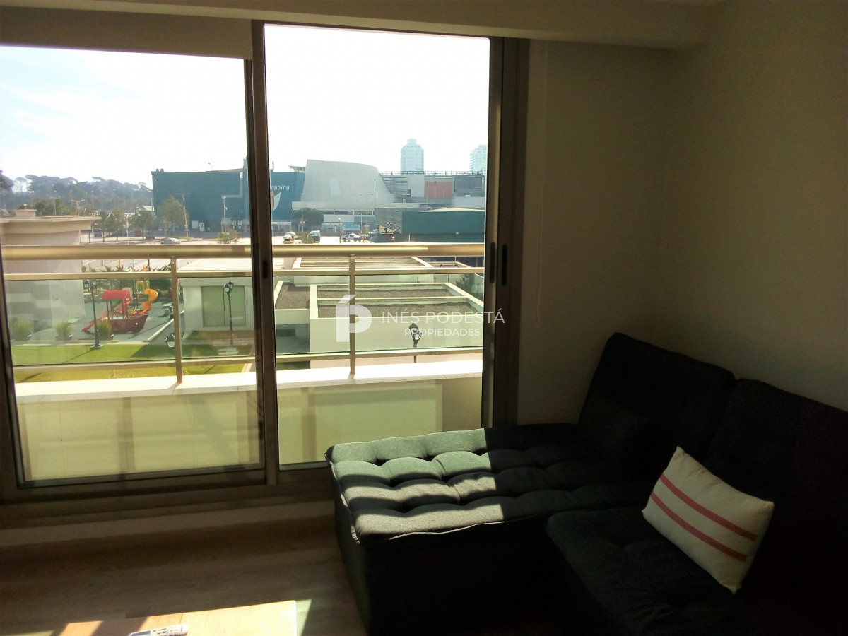 Apartamento ID.8611 - Frente a Punta Shopping , Roosevelt