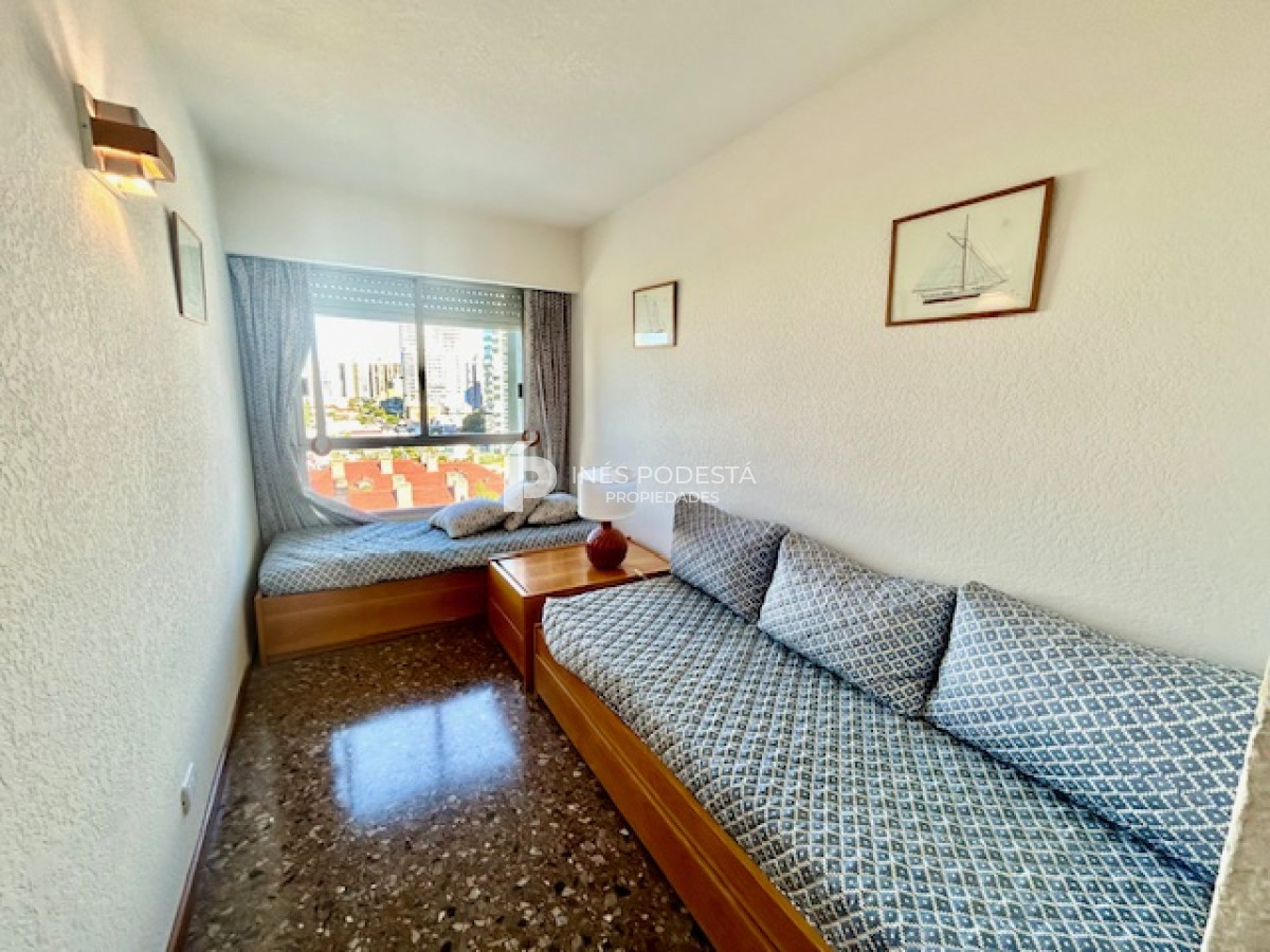 Apartamento ID.40283 - ALQUILER en mansa 3 dormitorios y 2 baños vista al mar