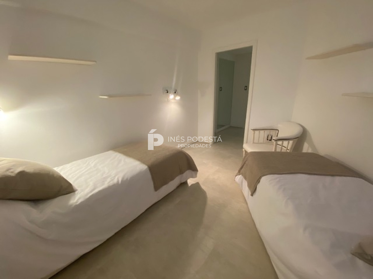 Apartamento ID.2120 - Brava, Punta del Este, 3 suites y dependencia de servicio