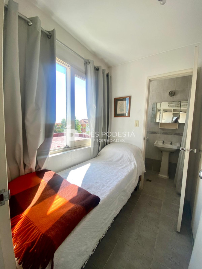 Apartamento ID.37 - Apartamento en Alquiler de 2 Dormitorios Punta del Este