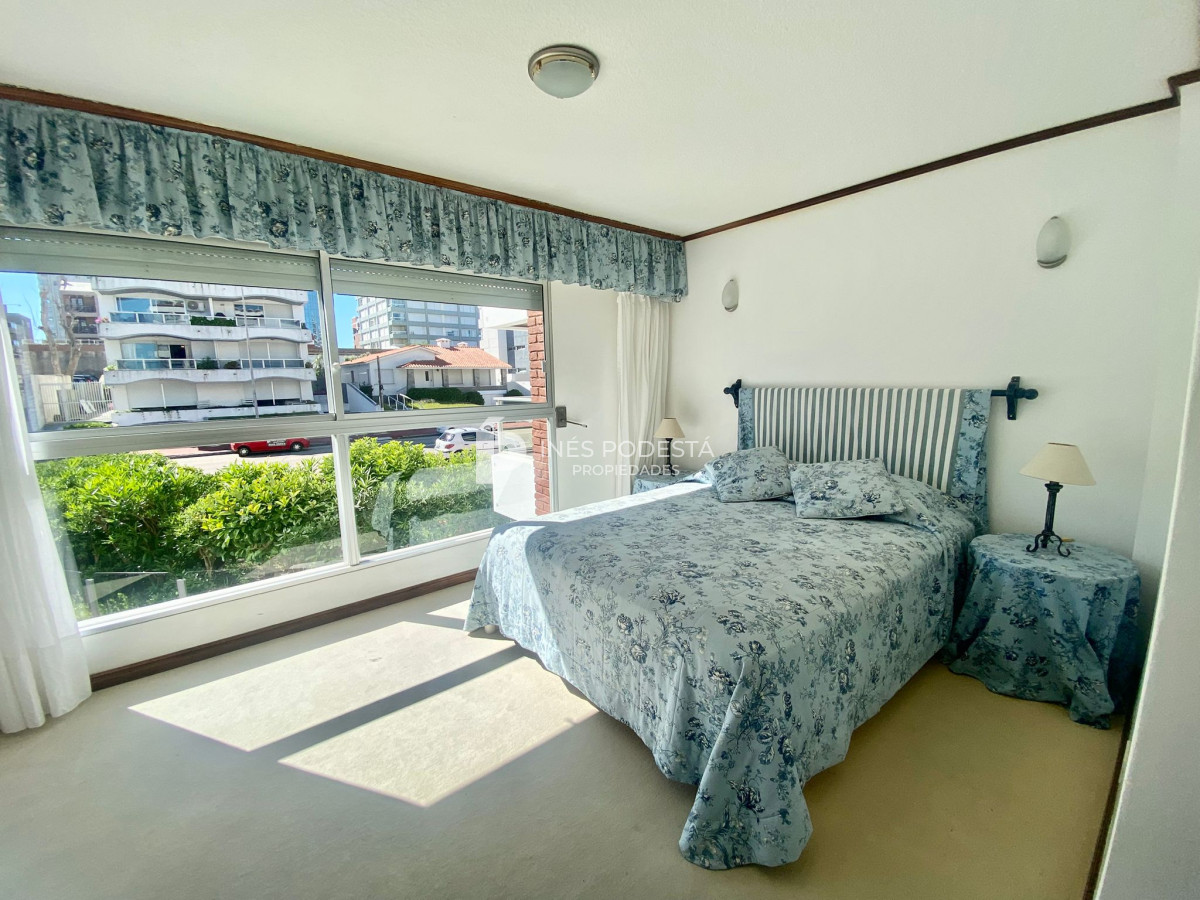 Apartamento ID.8201 - Venta y alquiler departamento de  3 Dormitorios y dependencia de servicio