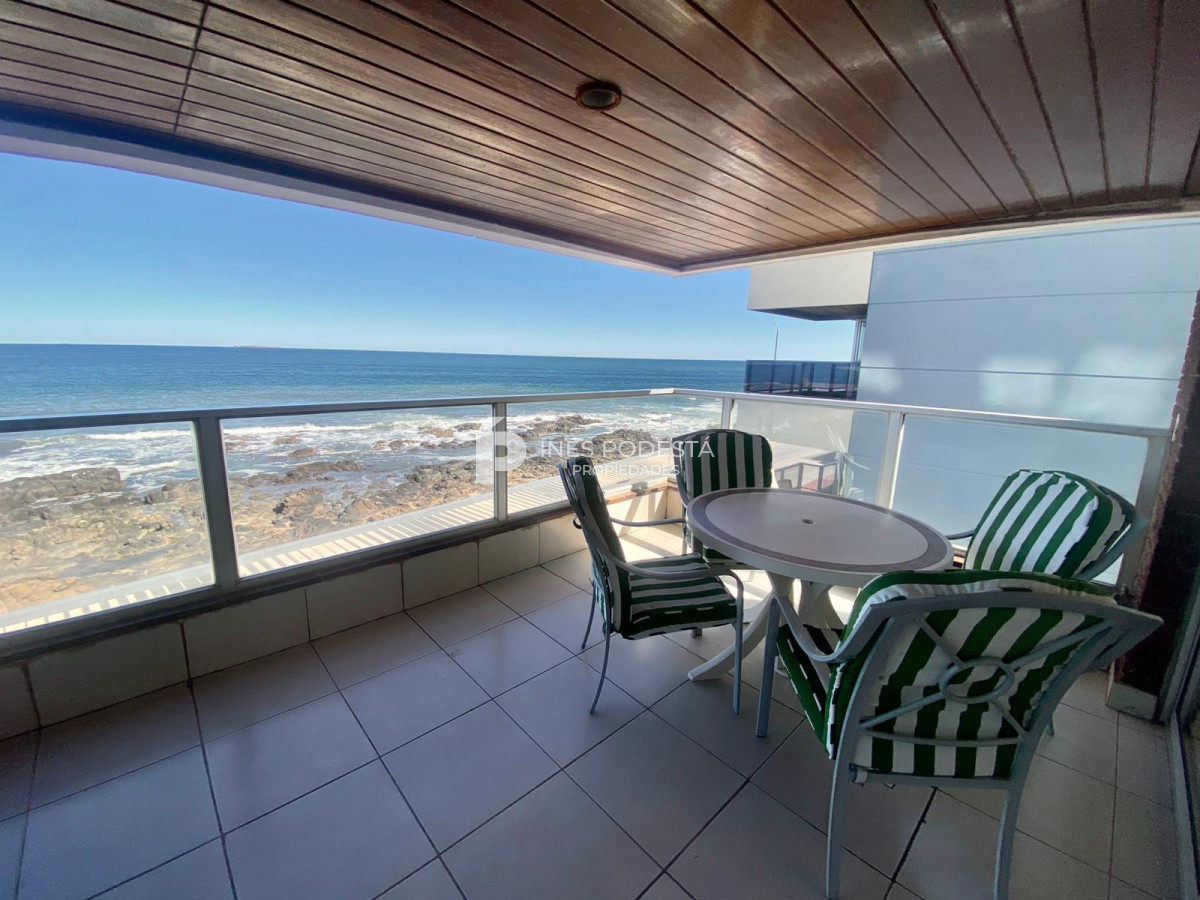 Apartamento ID.8201 - Venta y alquiler departamento de  3 Dormitorios y dependencia de servicio