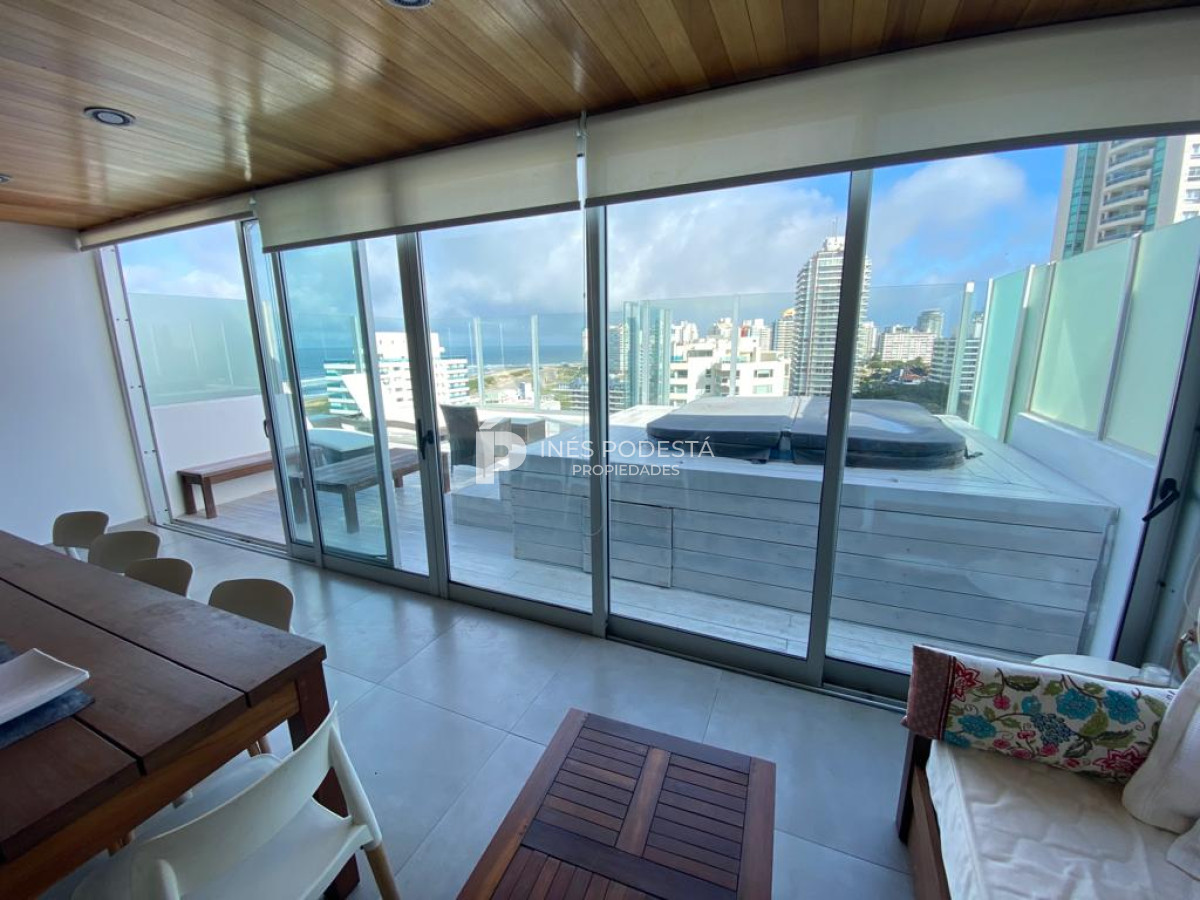 Apartamento ID.5226 - Apartamento en Alquiler, Brava, Punta del Este, 2 Dormitorios.