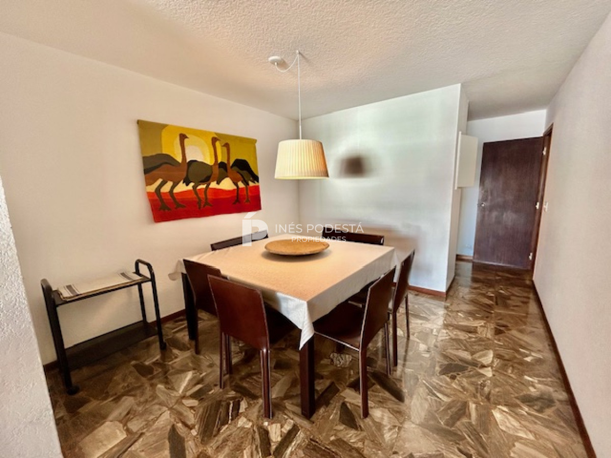 Apartamento ID.40283 - ALQUILER en mansa 3 dormitorios y 2 baños vista al mar