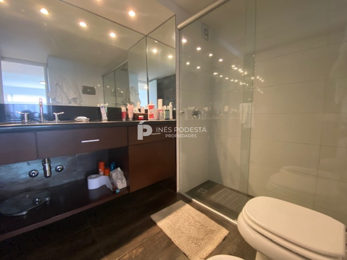 Apartamento ID.38552 - Tiburón en brava con 3 dormitorios y servicio Punta del Este