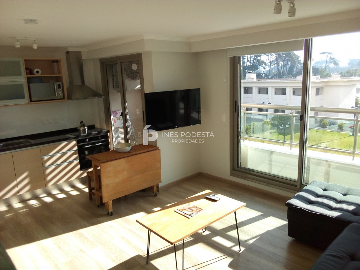 Apartamento ID.8611 - Frente a Punta Shopping , Roosevelt