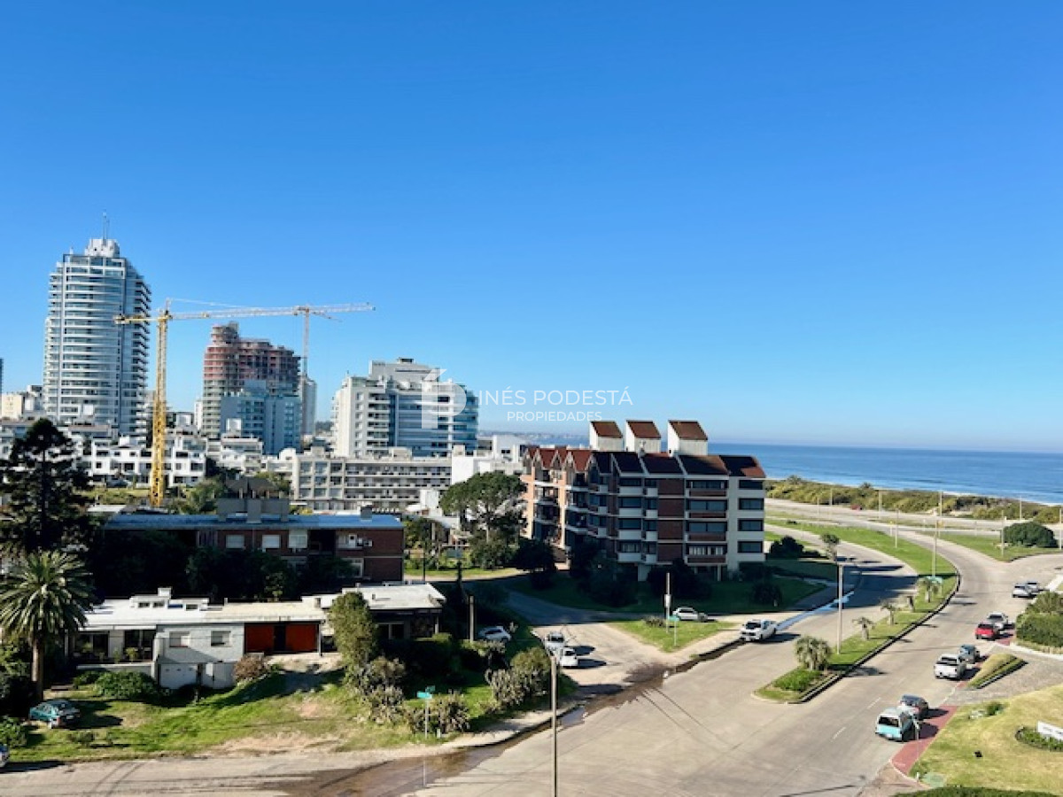 Brava - GoPunta - Portal Inmobiliario de Punta del Este - Maldonado