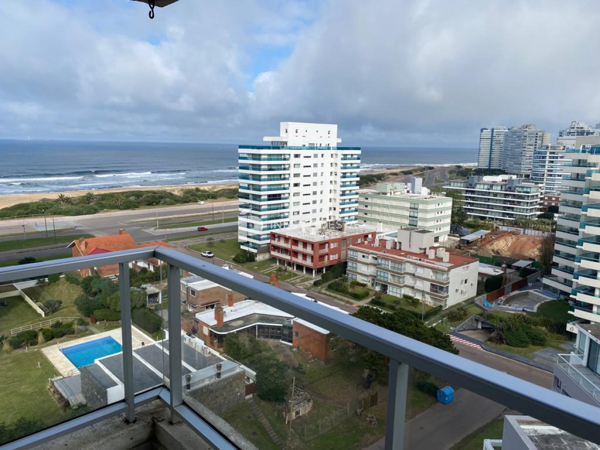 Apartamento ID.5226 - Apartamento en Alquiler, Brava, Punta del Este, 2 Dormitorios.