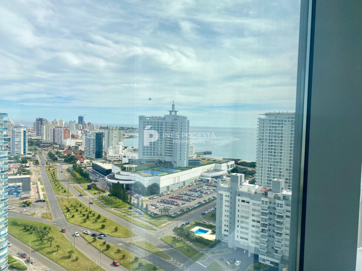 Apartamento ID.40242 - Apartamento Pent-house en Venta Punta del Este 