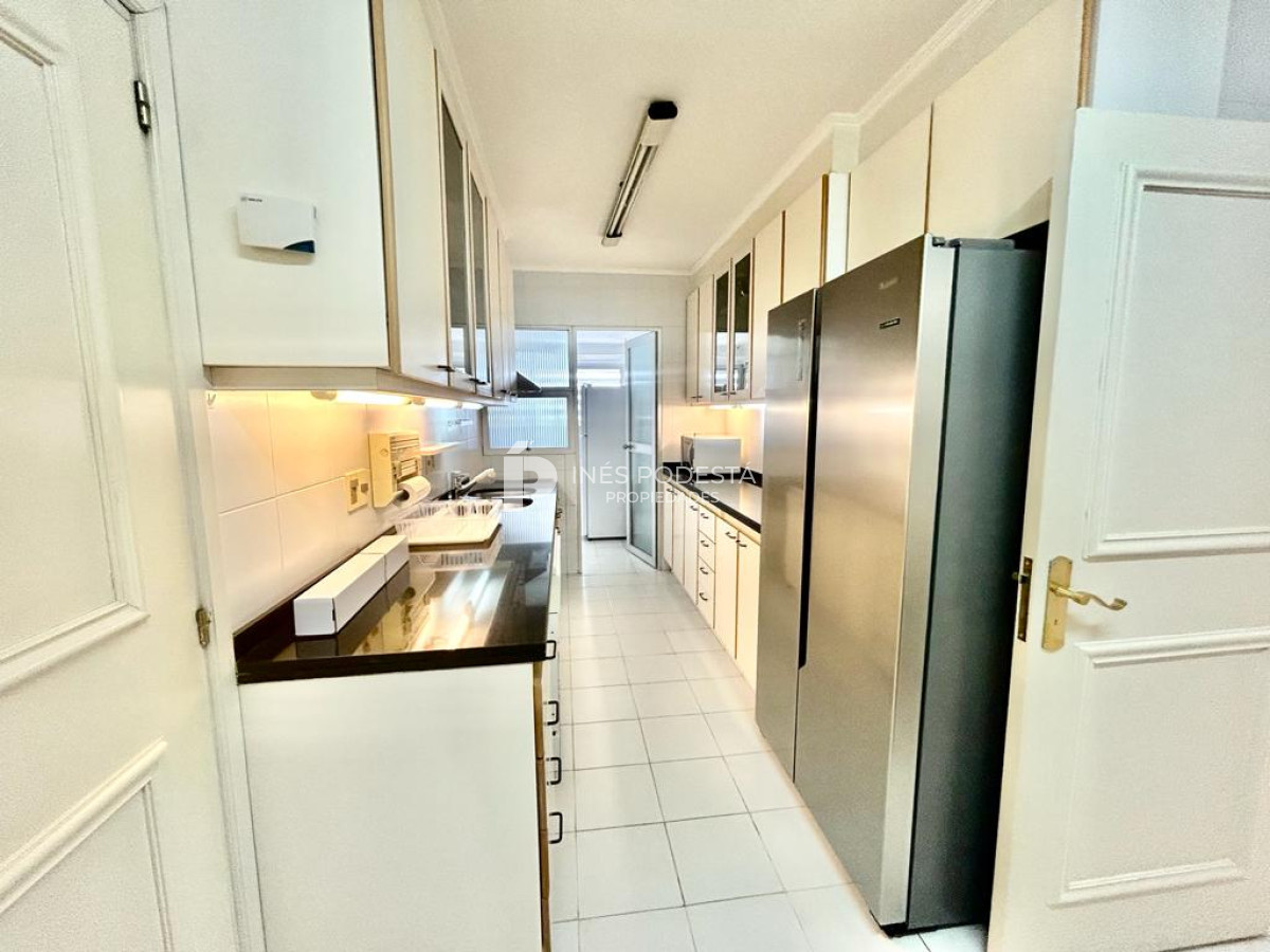 Apartamento ID.8564 - Alquiler en Brava con 4 suites! Frente al mar 