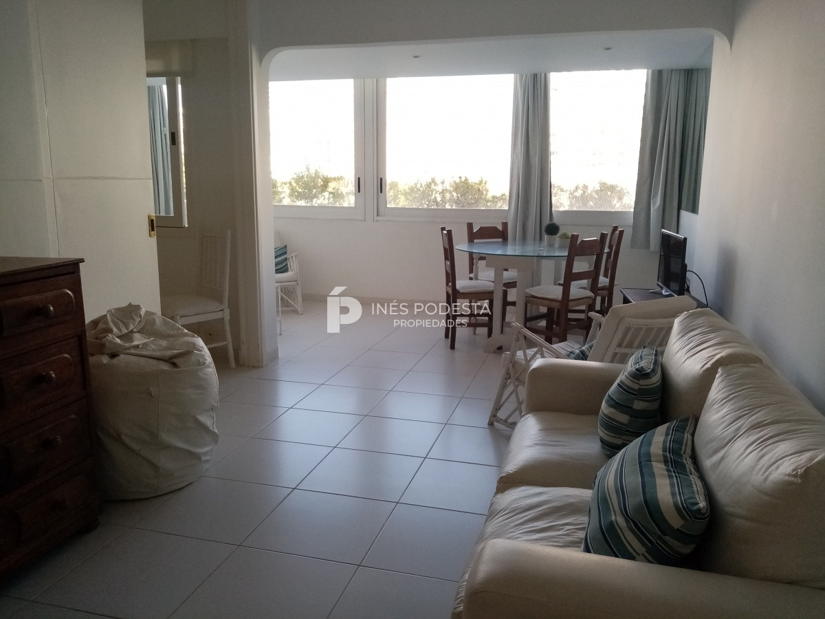 Apartamento ID.7960 - Apartamento en Alquiler, Mansa, Punta del Este, 1 Dormitorios.