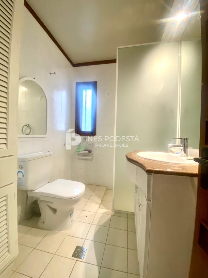 Apartamento ID.41230 - Alquiler departamento 4 dormitorios y 3 baños