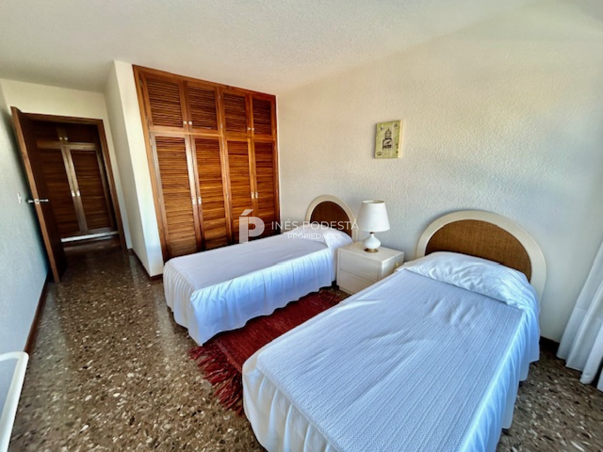 Apartamento ID.40283 - ALQUILER en mansa 3 dormitorios y 2 baños vista al mar