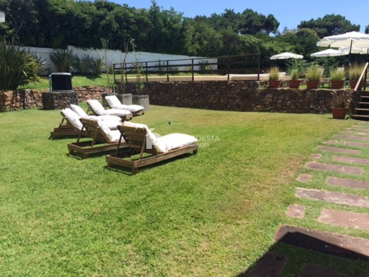 Apartamento ID.7297 - Brava frente al mar, 2 suites más dependencia de servicio