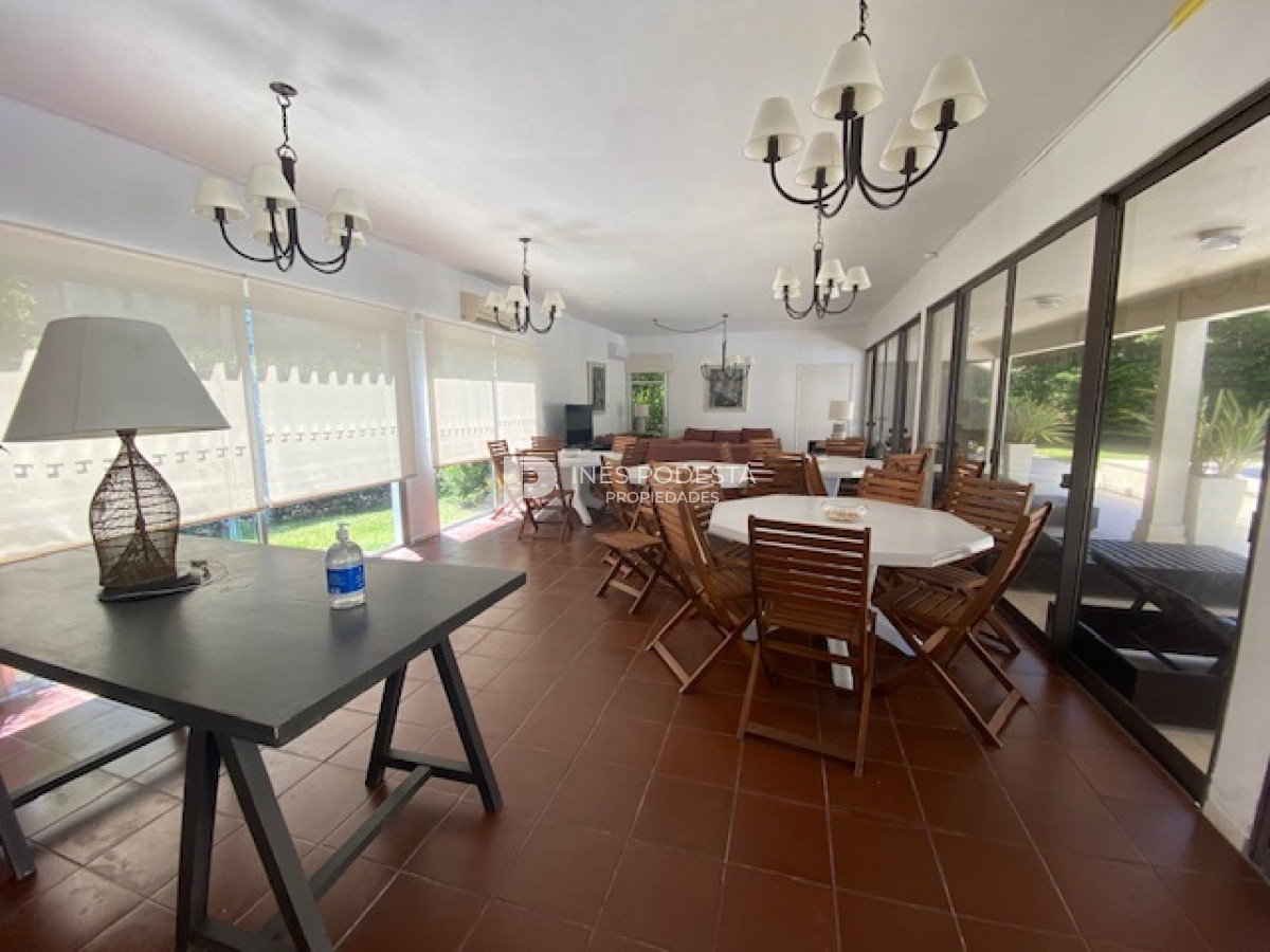 Apartamento ID.2120 - Brava, Punta del Este, 3 suites y dependencia de servicio