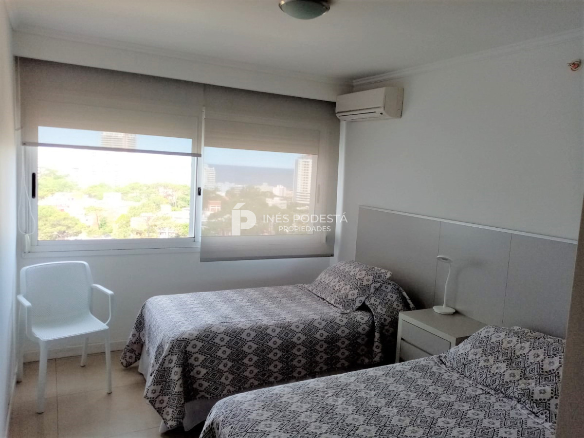 Apartamento ID.4477 - VENTA APARTAMENTO MANSA 3 DORMITORIOS 
